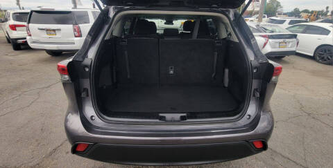 2021 Toyota Highlander L