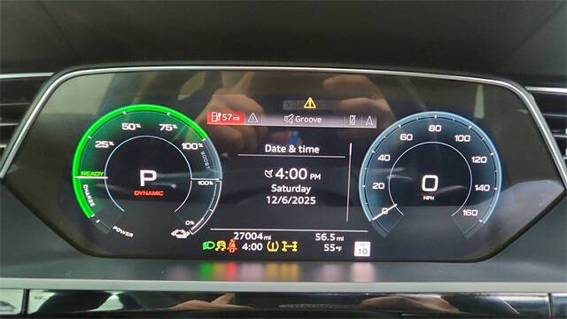 2022 Audi e-tron quattro Premium Plus