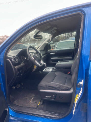 2016 Toyota Tundra SR5