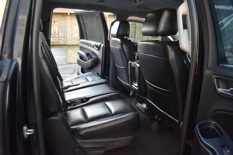 2017 Chevrolet Suburban LS