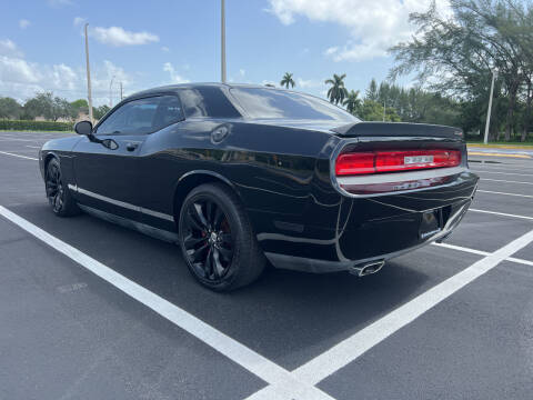 2013 Dodge Challenger SRT8 Core