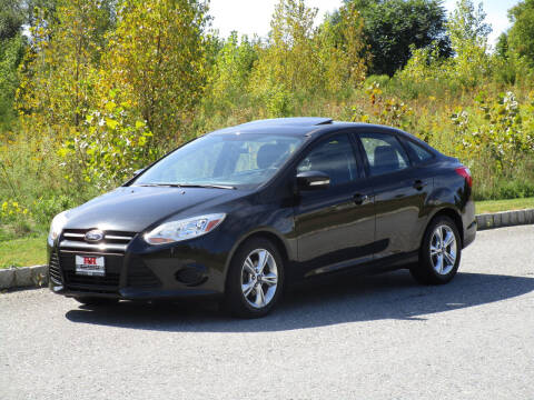 2014 Ford Focus for sale at R & R AUTO SALES in Poughkeepsie NY