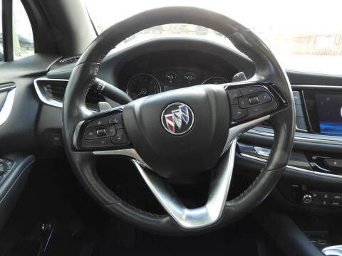 2022 Buick Enclave Essence