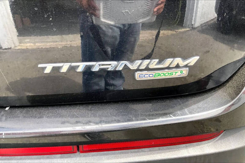 2017 Ford Edge Titanium