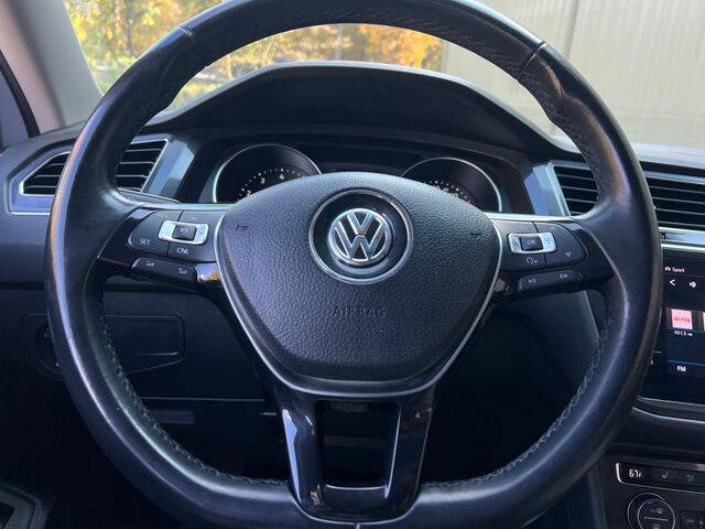 2018 Volkswagen Tiguan 2.0T SEL 4Motion