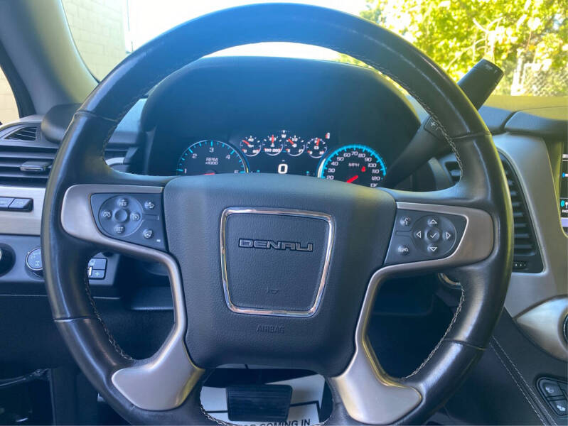 2017 GMC Yukon Denali