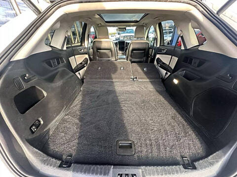 2021 Ford Edge Titanium