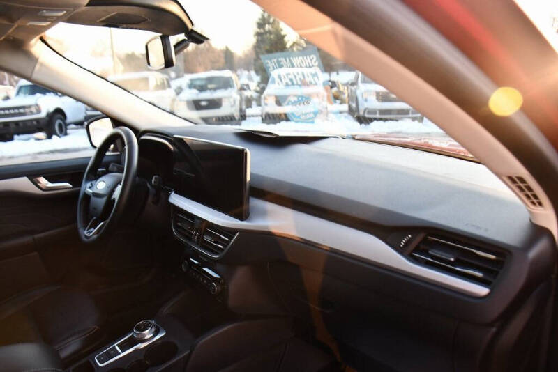 2024 Ford Escape Platinum