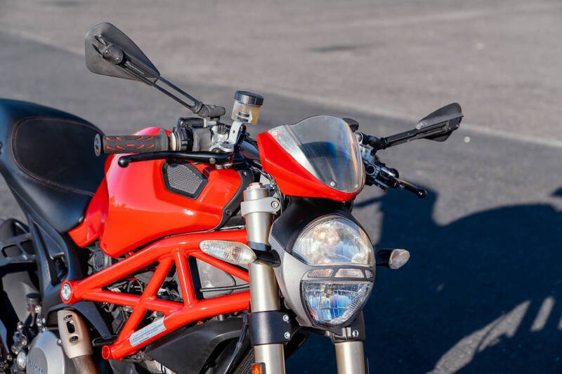 2013 Ducati Monster 1100 EVO