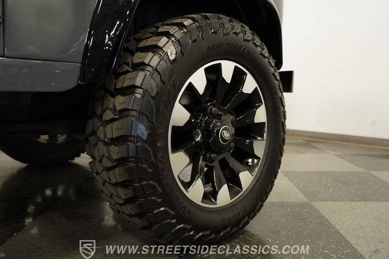 1987 Land Rover Defender
