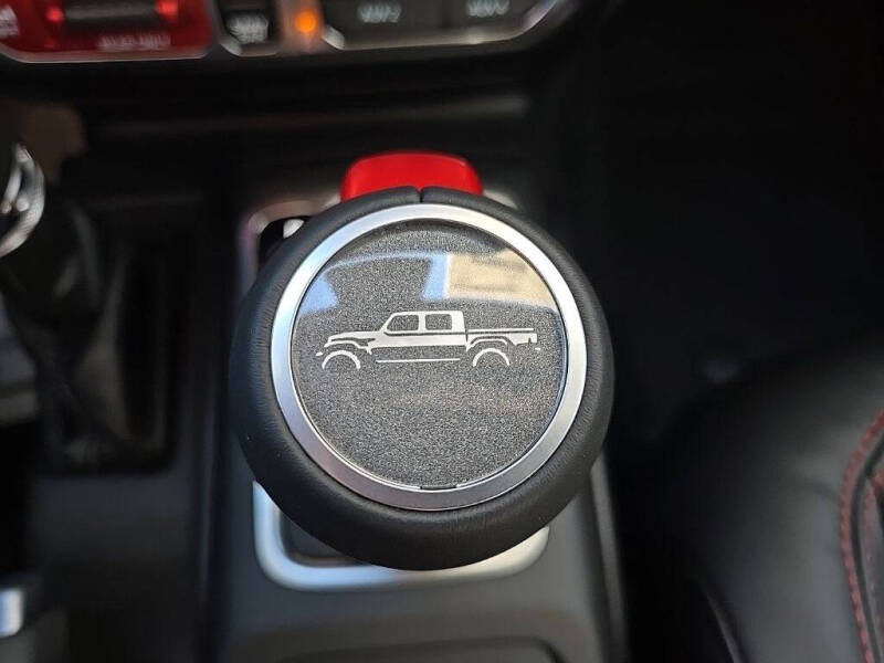 2026 Jeep Gladiator Shadow Ops