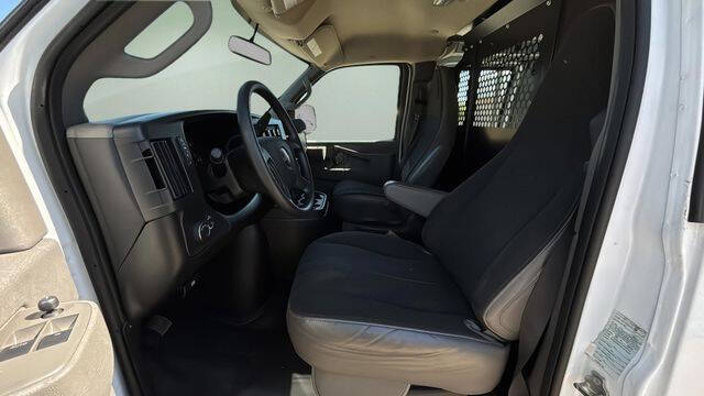 2024 GMC Savana 2500