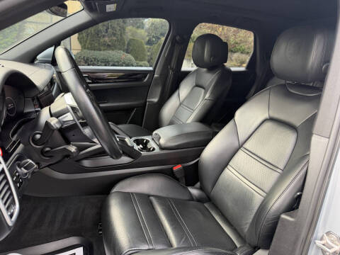 2019 Porsche Cayenne S