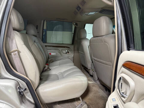 2000 Cadillac Escalade