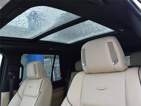 2022 Cadillac Escalade Premium Luxury