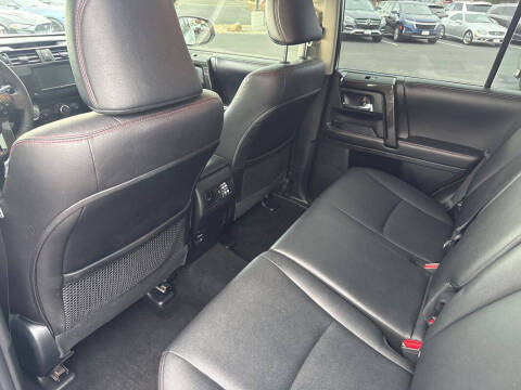 2018 Toyota 4Runner TRD Off-Road Premium