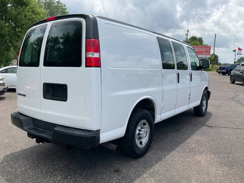 2017 Chevrolet Express 2500