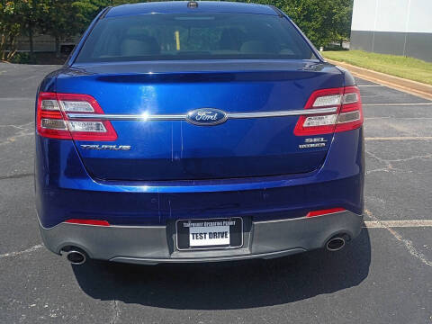 2013 Ford Taurus SEL