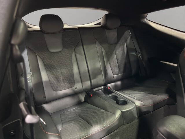 2019 Hyundai Veloster