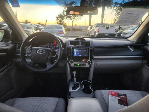 2013 Toyota Camry LE