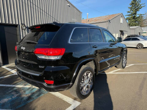 2018 Jeep Grand Cherokee Sterling Edition