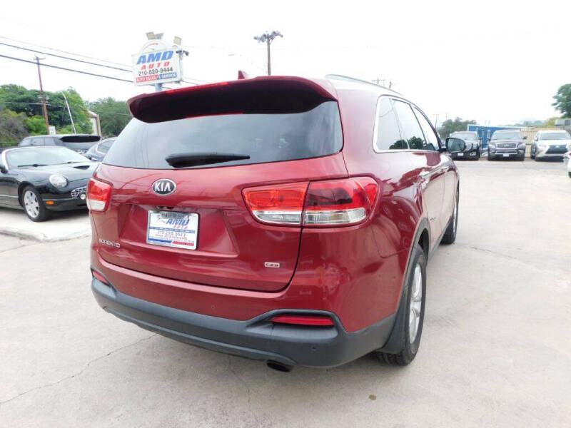 2016 Kia Sorento LX