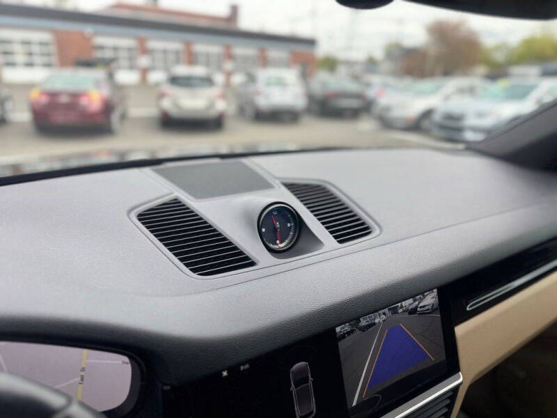 2019 Porsche Cayenne S