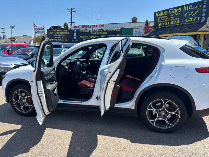 2022 Alfa Romeo Stelvio Sprint