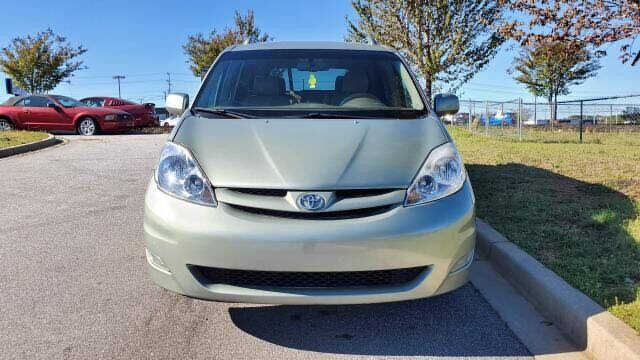 2006 Toyota Sienna for sale at Greenville Luxury Motors in Greenville, SC