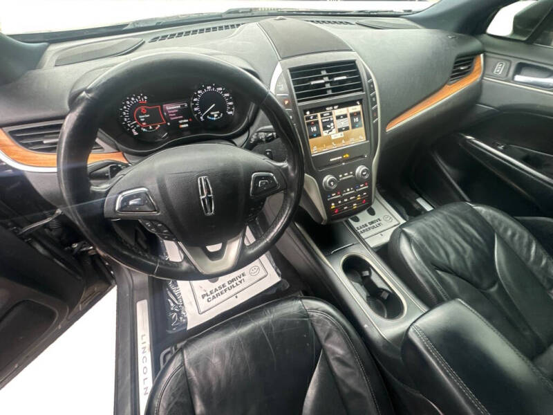 2019 Lincoln MKC Select