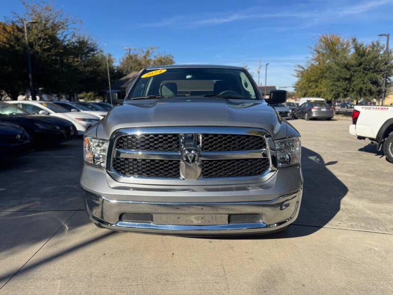 2024 RAM 1500 Classic SLT