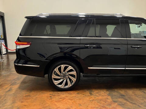 2022 Lincoln Navigator L Reserve