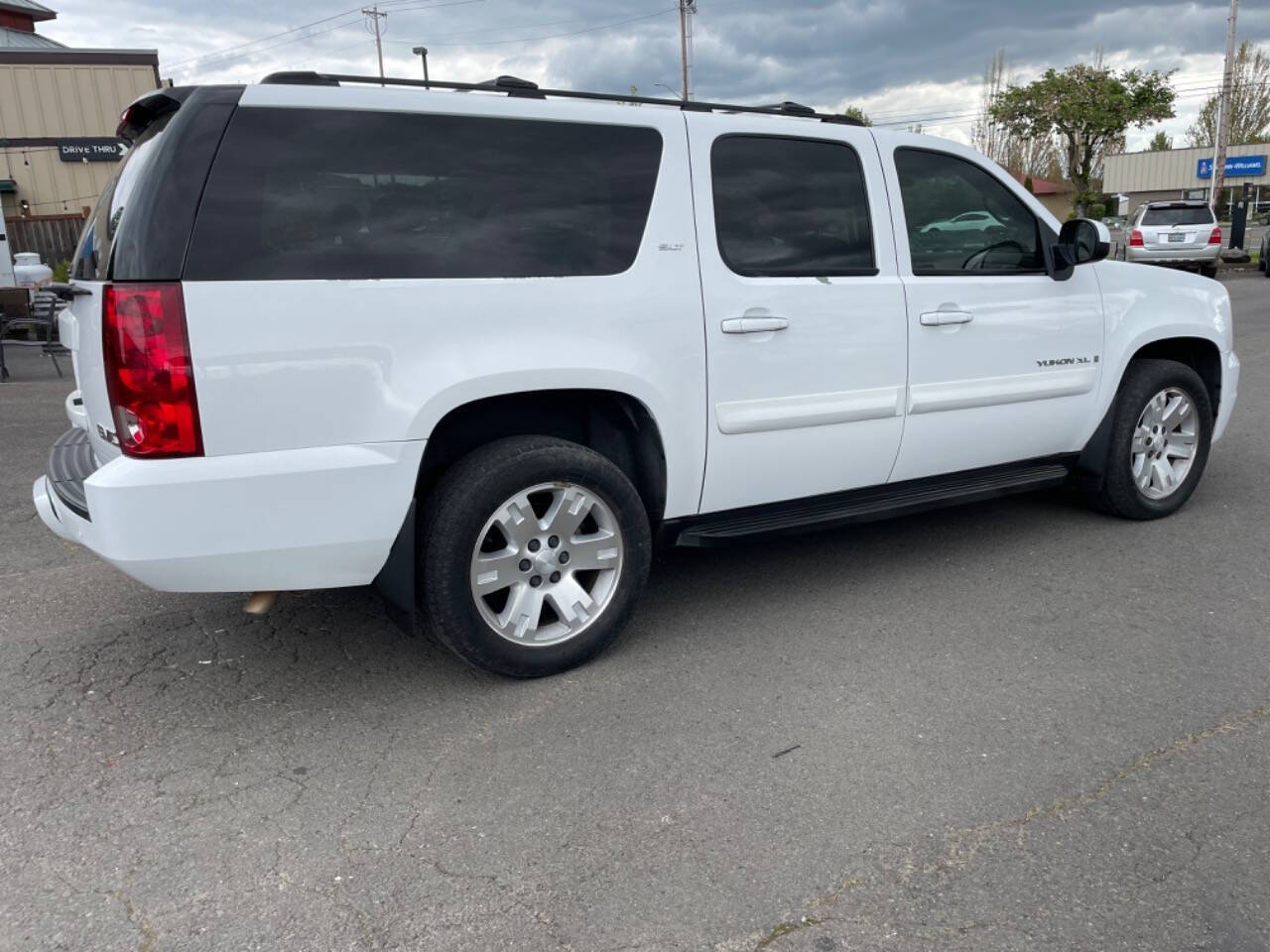 2007 GMC Yukon XL for sale at Paradise Coach in Newberg, OR