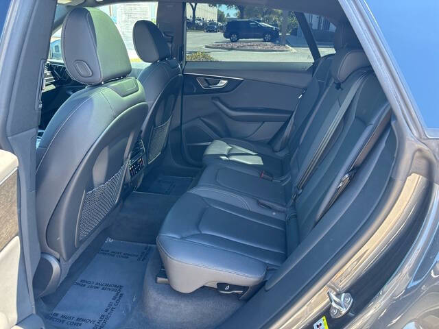 2021 Audi Q8 9