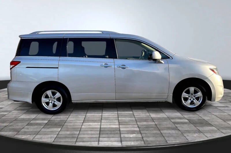 2013 Nissan Quest