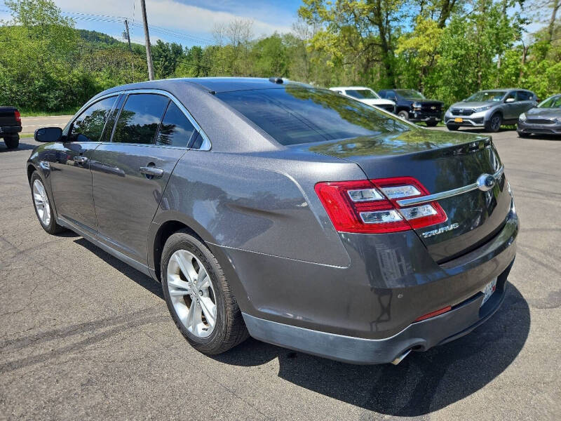 2015 Ford Taurus SEL