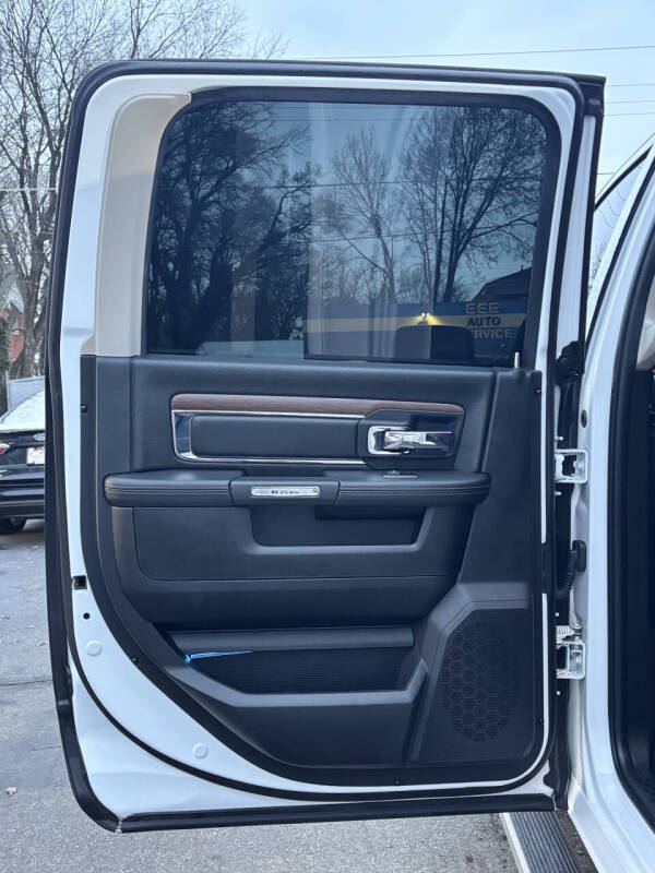 2016 RAM 2500 Laramie