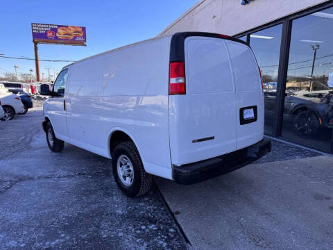 2021 Chevrolet Express 2500