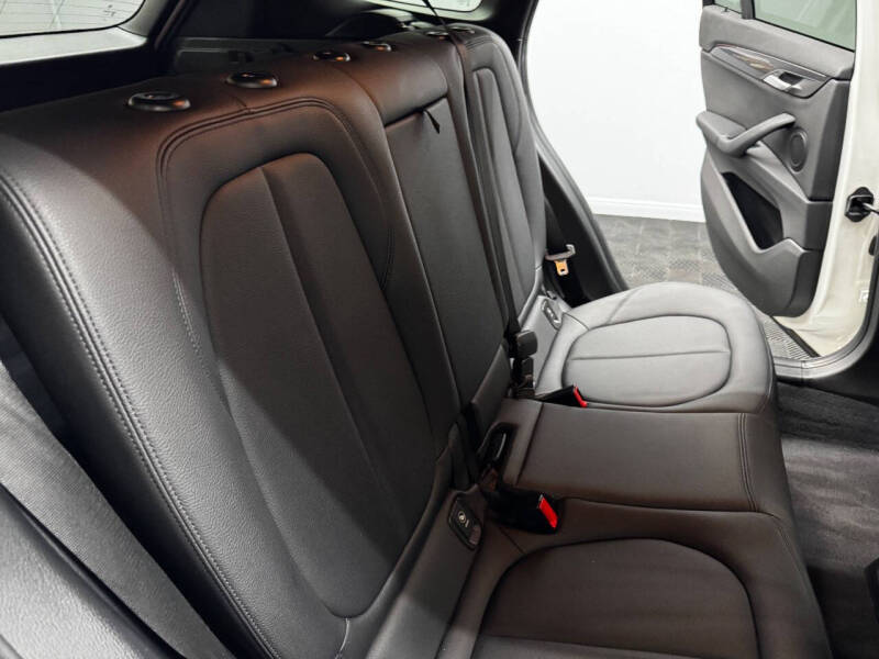 2017 BMW X1 sDrive28i