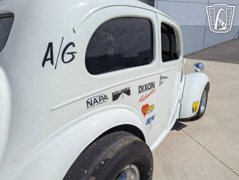 1948 Ford Anglia