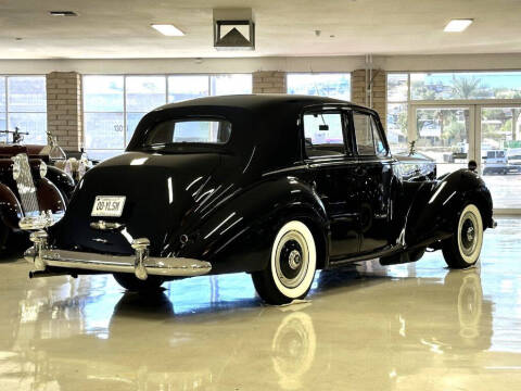 1954 Rolls-Royce Silver Dawn