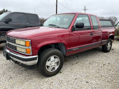 1992 Chevrolet C/K 1500 Series for sale at FIREBALL MOTORS LLC in Lowellville OH