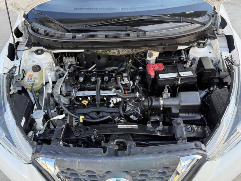 2020 Nissan Kicks S