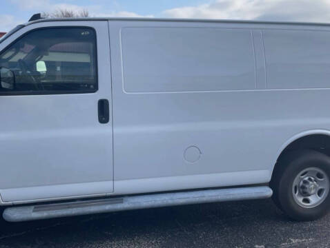 2022 Chevrolet Express 2500