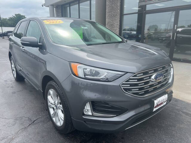 2022 Ford Edge Titanium