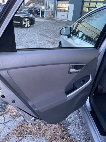 2011 Toyota Prius Two