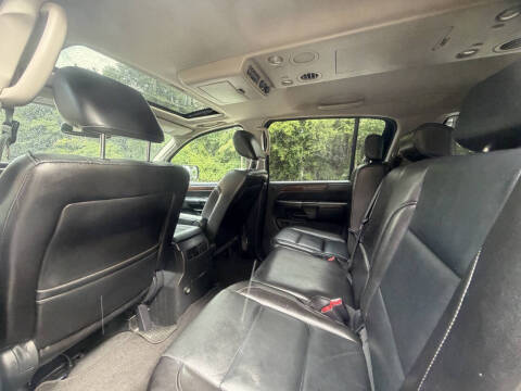 2011 Nissan Armada SL