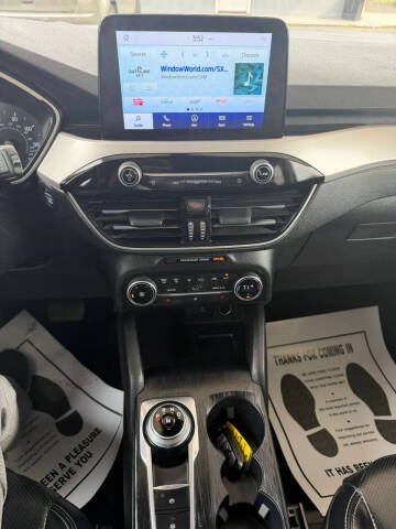 2020 Ford Escape SEL