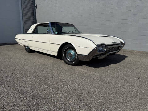 1962 Ford Thunderbird