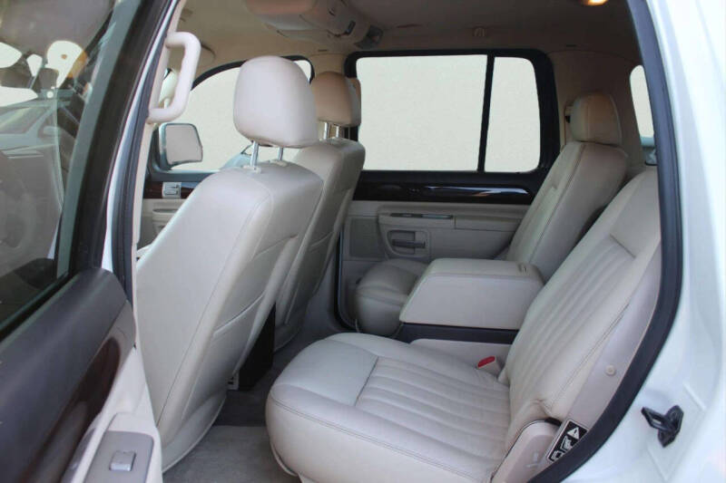 2003 Lincoln Aviator Luxury